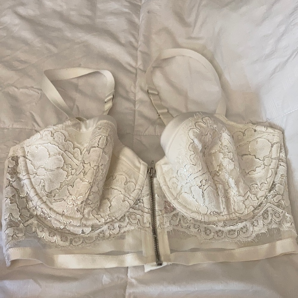 Bra